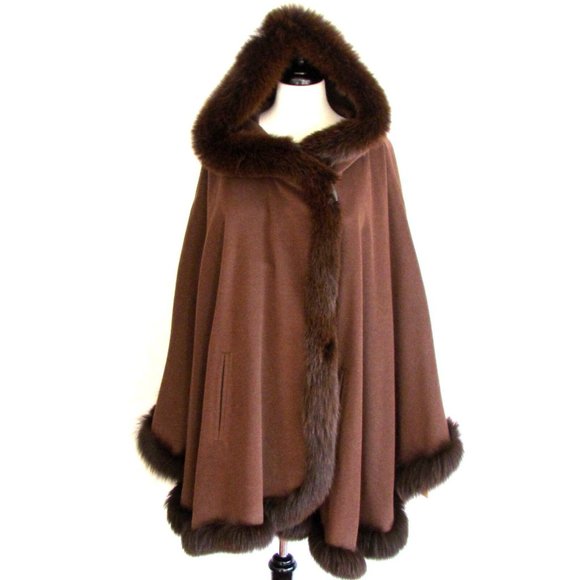 TURKIS TUKKU BLOOMINDALES Jackets & Blazers - Women's Capes Shawls Fox Fur Capes Designer Chocolate Brown Wool Blend Hooded